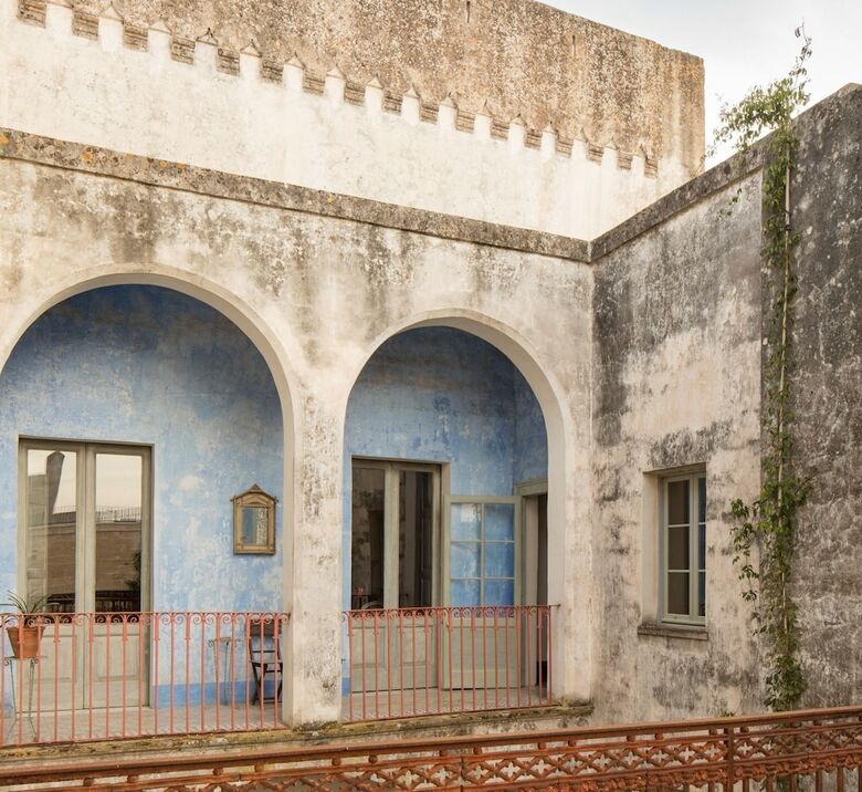 Bed & Breakfast Castle XVIII Near The Sea