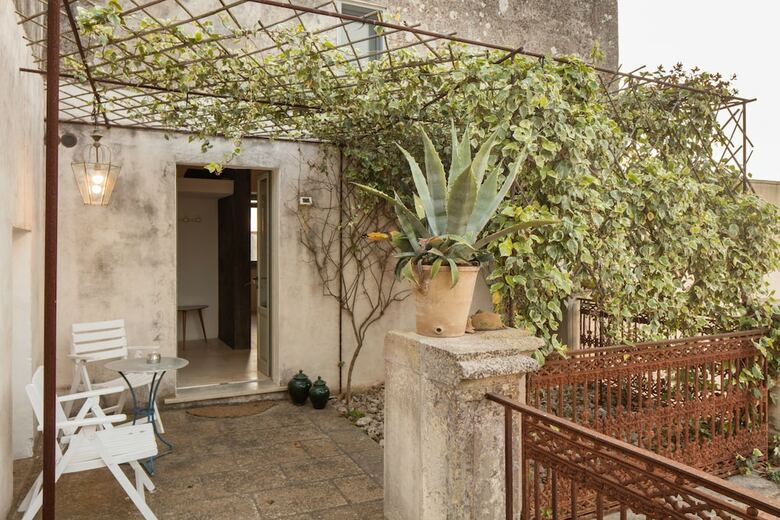 Bed & Breakfast Castle XVIII Near The Sea