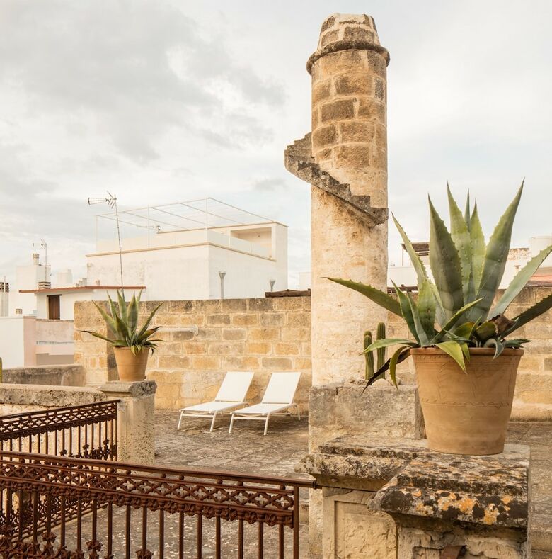 Bed & Breakfast Castle XVIII Near The Sea