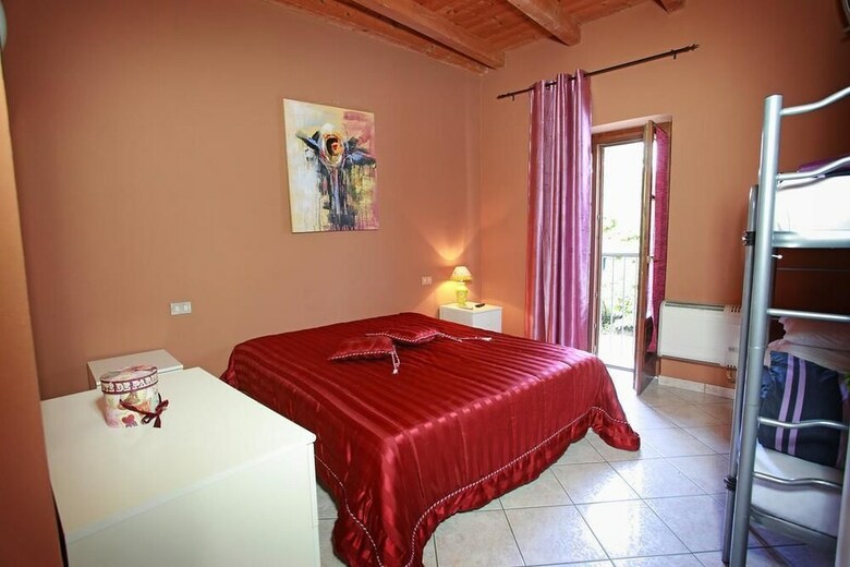 Agroturismo Licensi Del Bresa Agriturismo