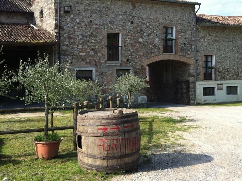 Agroturismo Licensi Del Bresa Agriturismo