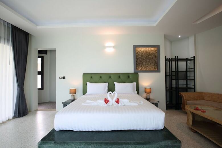 Hotel Wis Beach Khanom