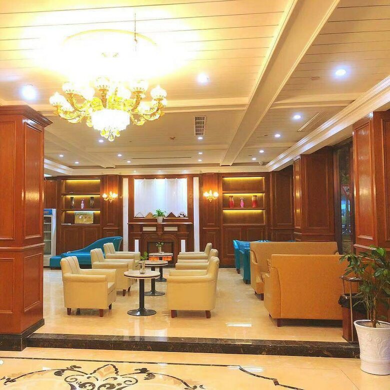 Yiwu Defeng Hotel