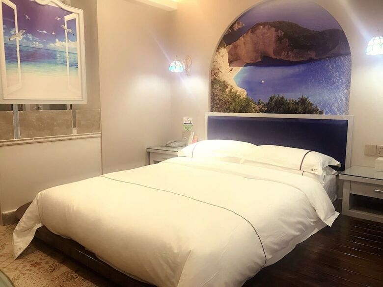Yiwu Defeng Hotel