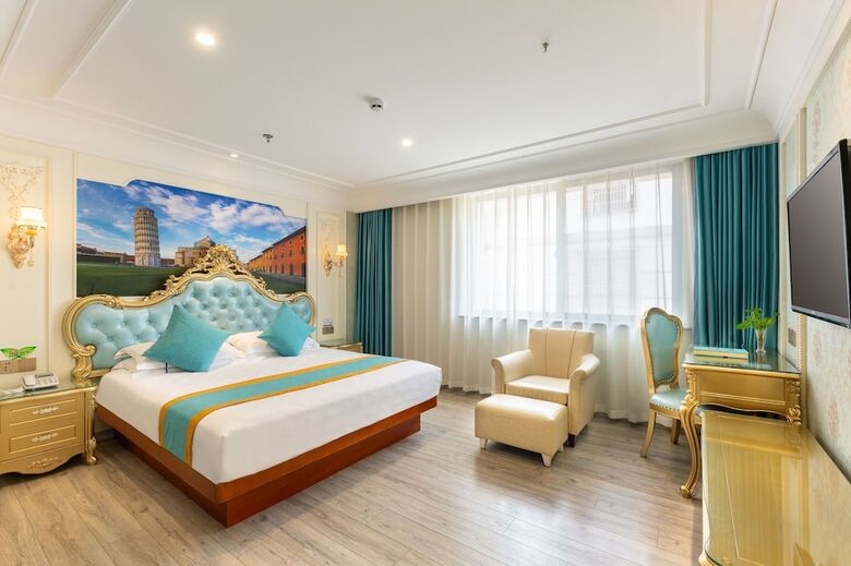 Yiwu Defeng Hotel