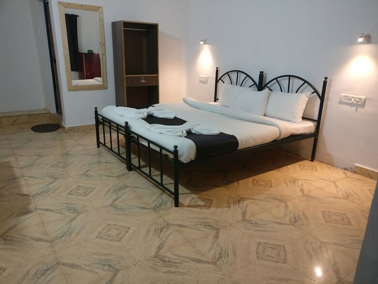 Hotel The Baga Village