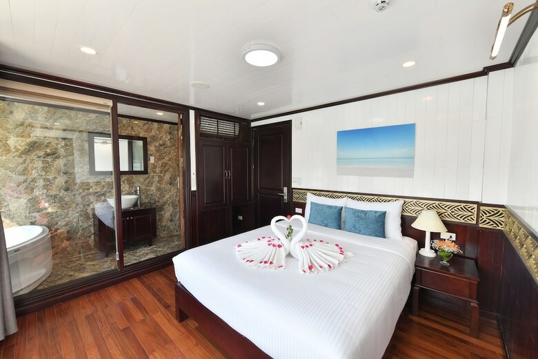 Halong Sapphire Cruise