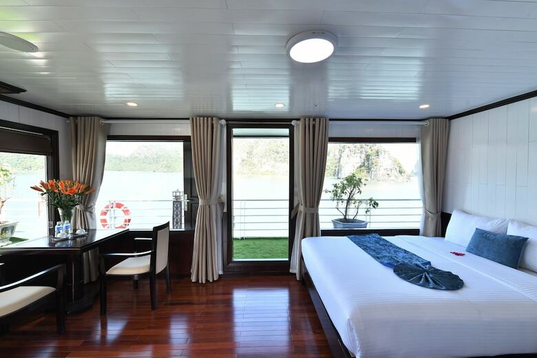 Halong Sapphire Cruise