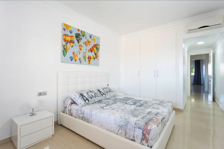 Royal Marina Golf Apartments