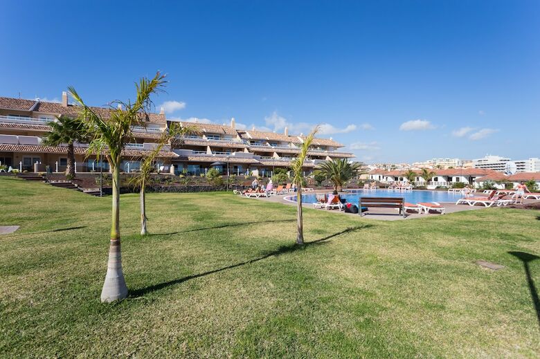 Royal Marina Golf Apartments