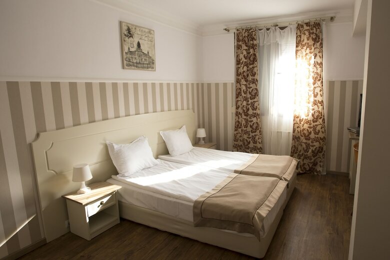 Hotel Alexander Palace