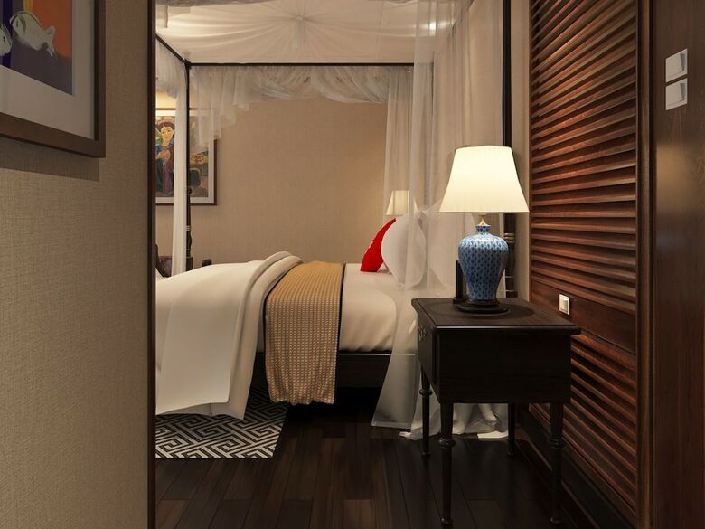 Heritage Cruises