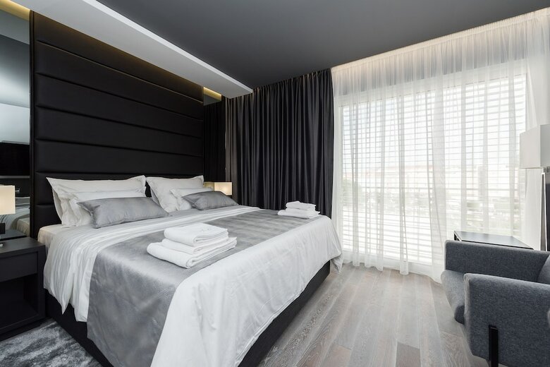 Apartamentos Artis Accommodation