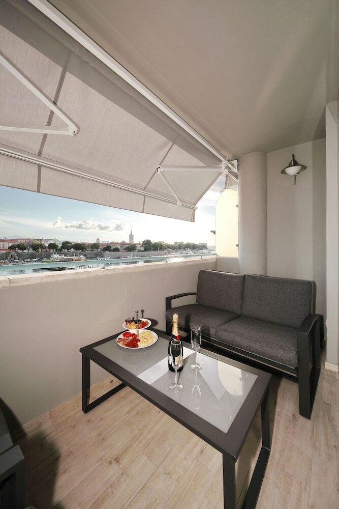 Apartment Sundowner