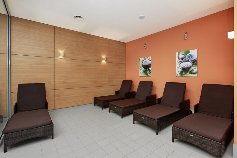 Wellness Hotel ?�?ky