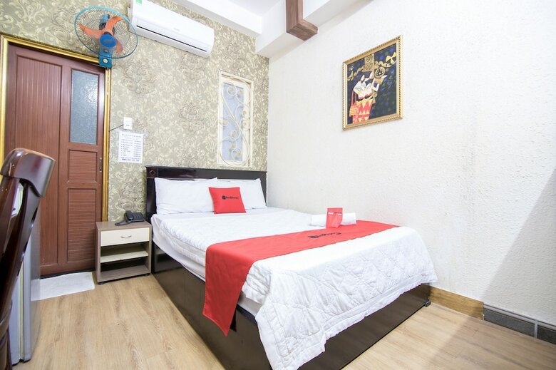 Hotel Reddoorz Near Aeon Mall Tan Phu