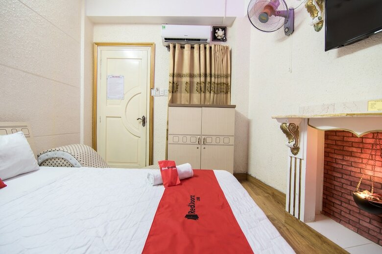 Hotel Reddoorz Near Aeon Mall Tan Phu