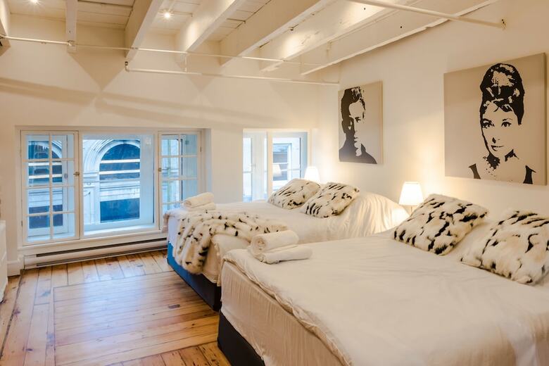 Apartamentos 1858 Upscale Lofts In Old Montreal By Nuage