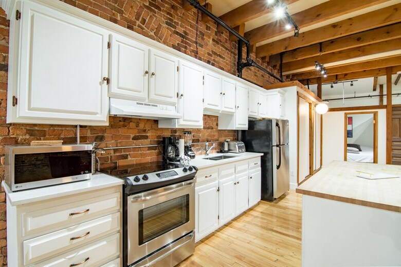Apartamentos 1858 Upscale Lofts In Old Montreal By Nuage