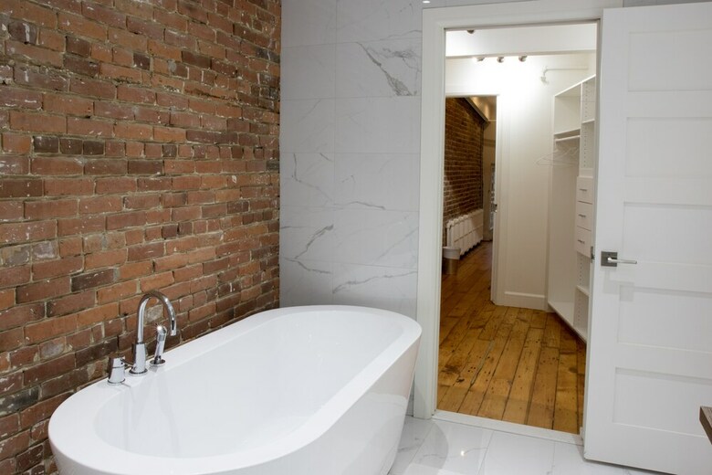 Apartamentos 1858 Upscale Lofts In Old Montreal By Nuage