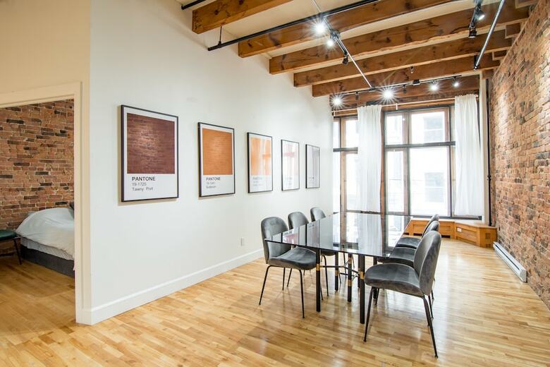 Apartamentos 1858 Upscale Lofts In Old Montreal By Nuage