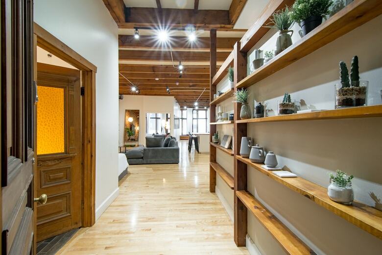 Apartamentos 1858 Upscale Lofts In Old Montreal By Nuage