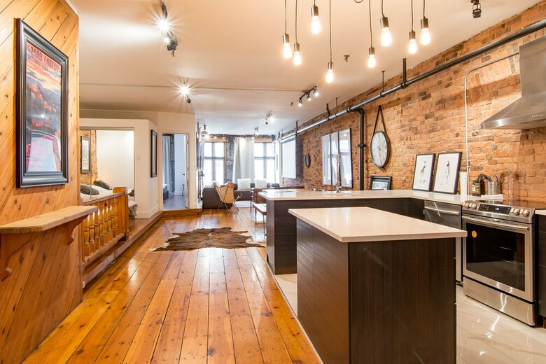 Apartamentos 1858 Upscale Lofts In Old Montreal By Nuage