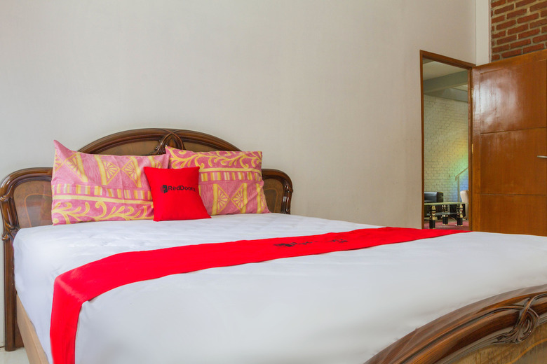 Hotel Reddoorz Near Kampung Gajah 2