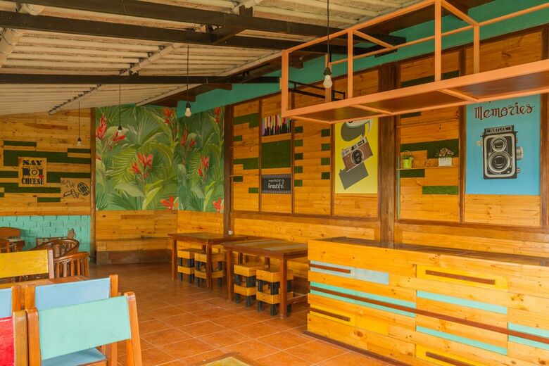 Hotel Reddoorz Near Kampung Gajah 2