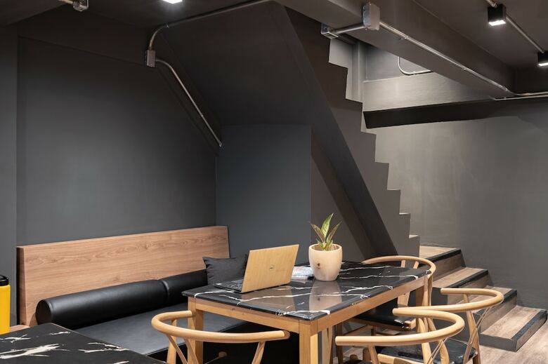 Hostal The Exchange Hostel