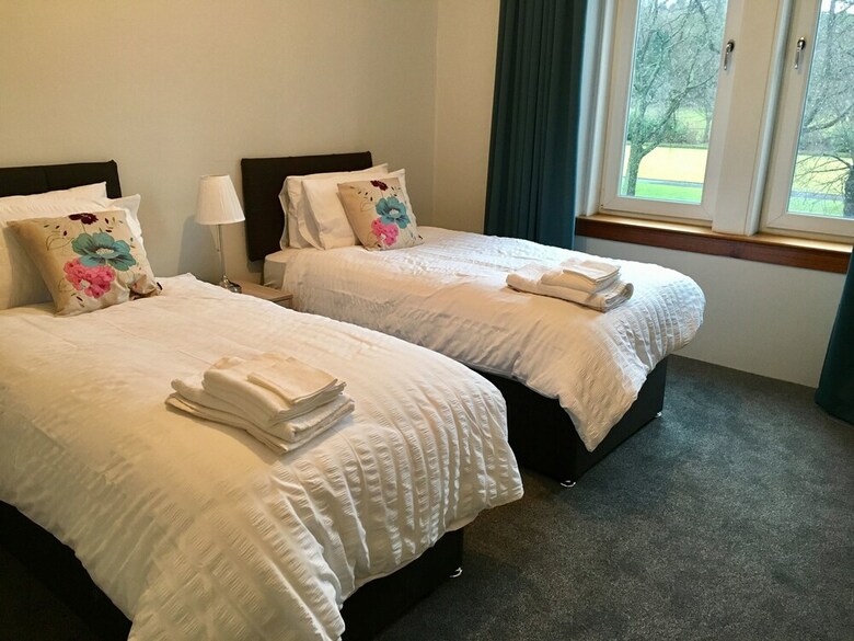Bellahouston View Apartment