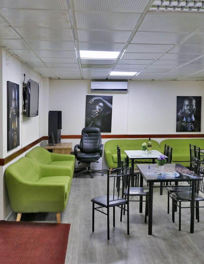 Hotel Neve Midbar Motel