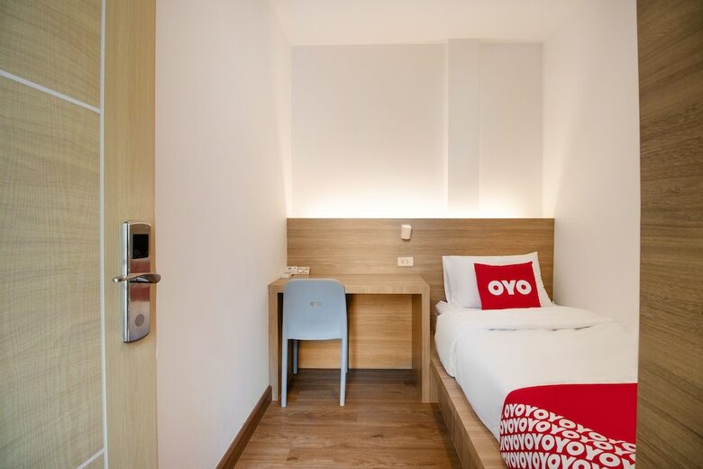Hostal Oyo 753 Atnest Hostel