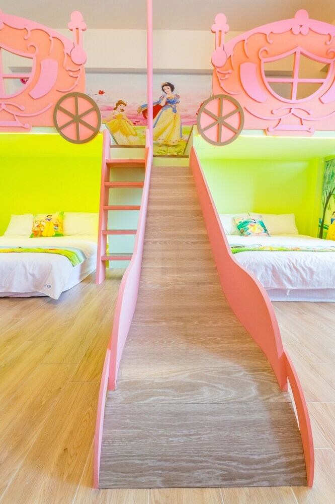 Hotel Han Tian Slide