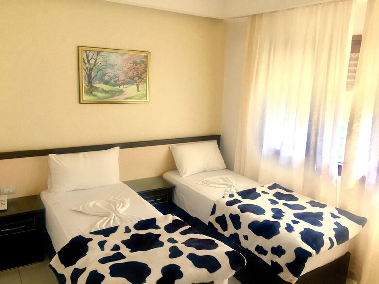 Sunrise Hotel �ameria