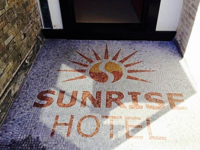 Sunrise Hotel �ameria