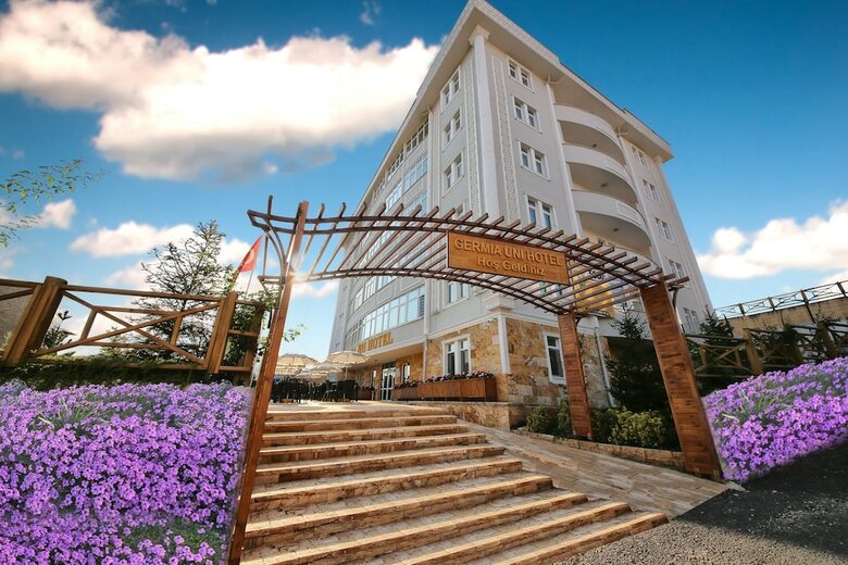 Germia Uni Hotel