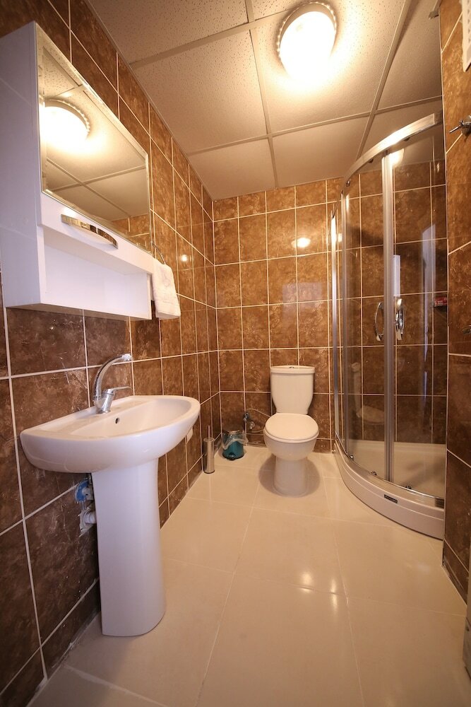 Germia Uni Hotel
