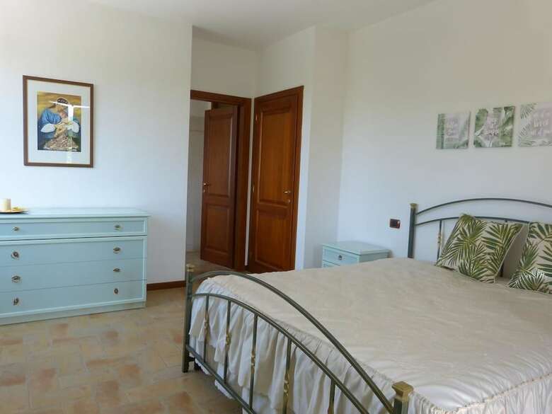 B&B Home Larina