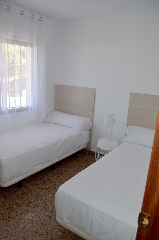 Agora Apartamentos Atalayas