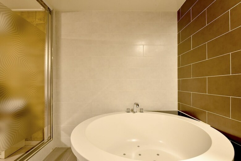 S-one Hotel