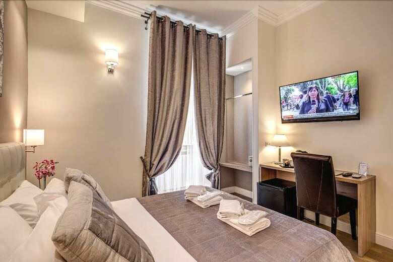 Hotel Vatican Comfort Suites