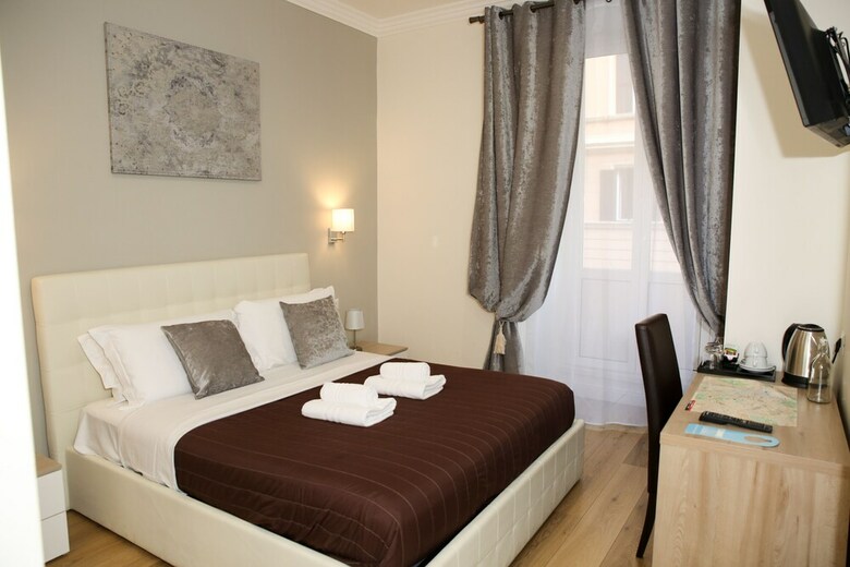 Hotel Vatican Comfort Suites