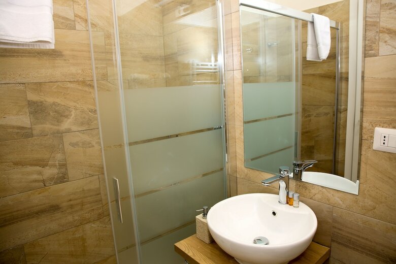 Hotel Vatican Comfort Suites