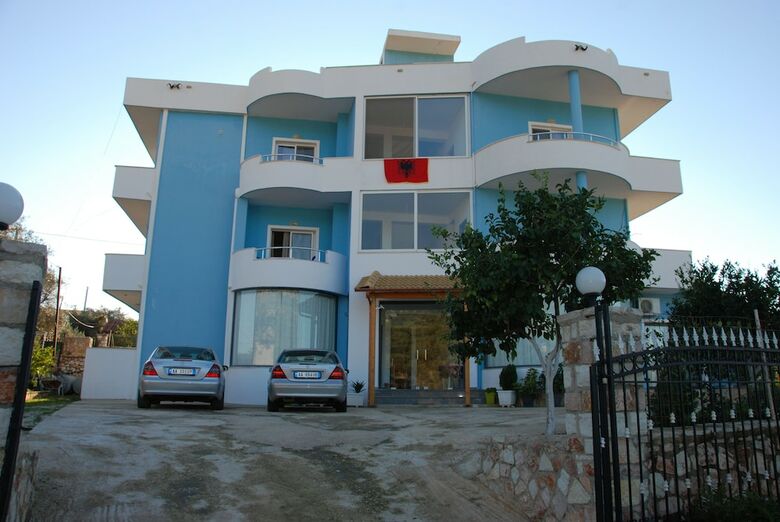 Hotel Villa Blue