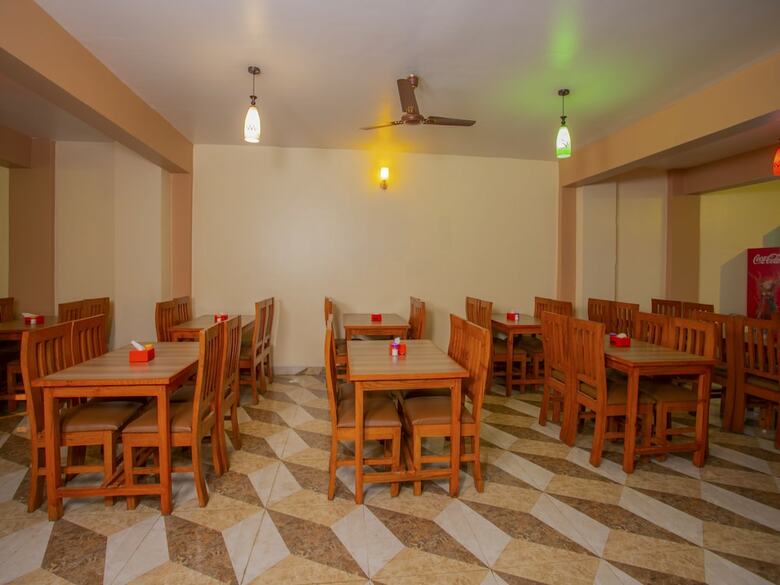 Oyo 250 Hotel City Palace