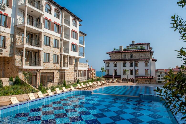 Apartamentos Artur Vip Residence Club