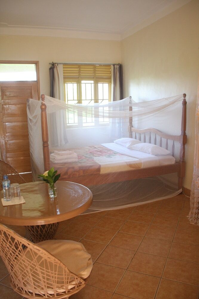African Village Hotel