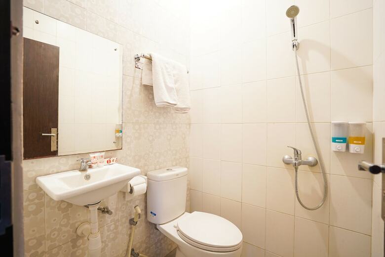 Hostal Oyo 240 Audah Sevana Syariah Hotel