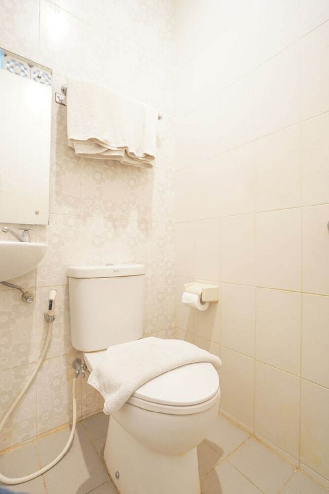 Hostal Oyo 240 Audah Sevana Syariah Hotel